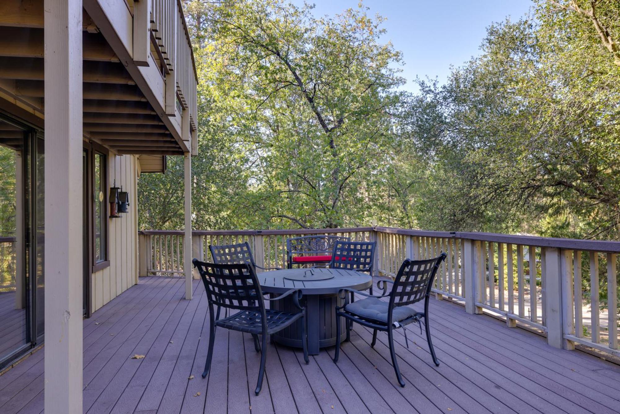 Spacious Groveland Cabin With Wraparound Deck! Exterior photo